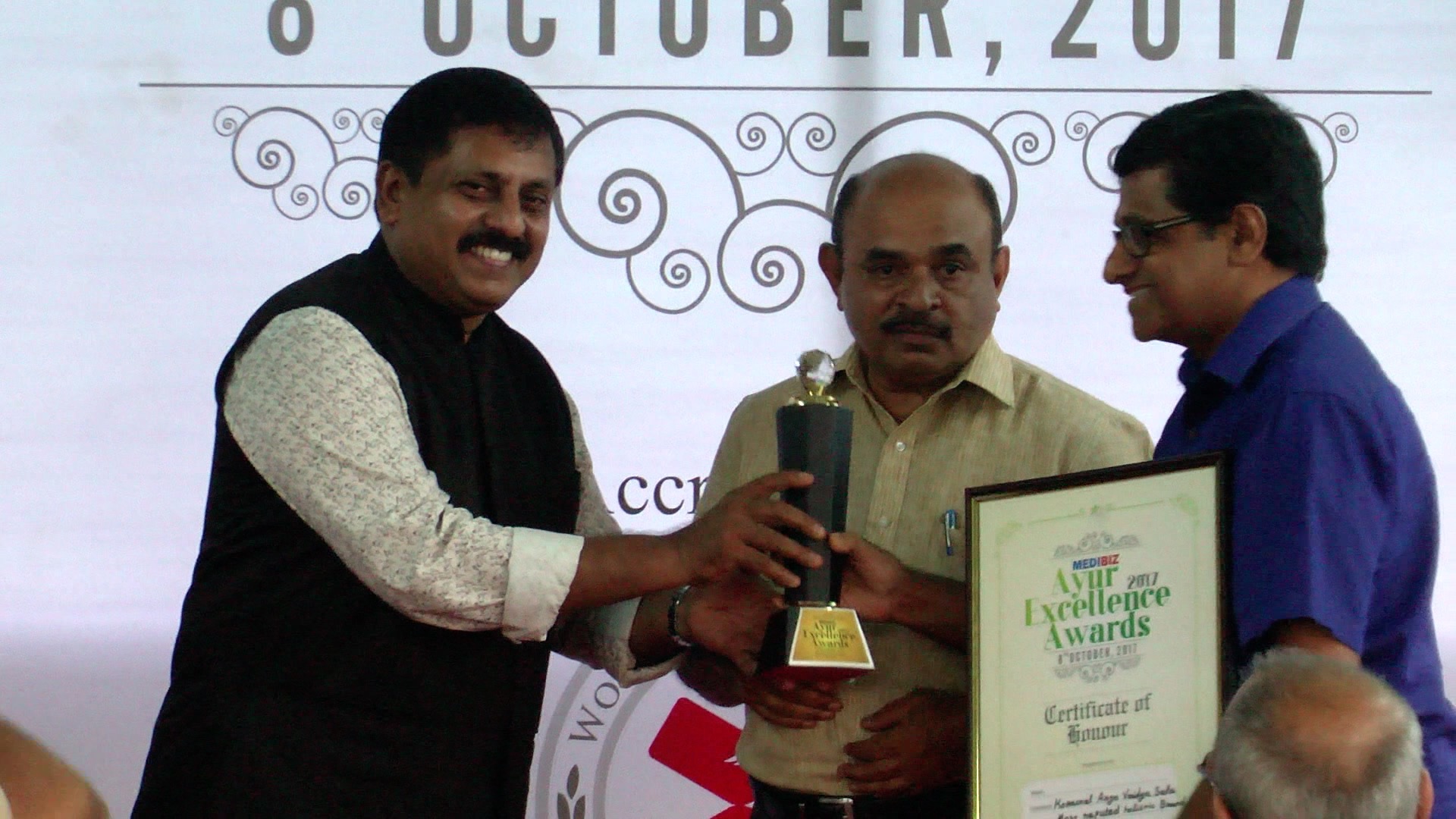 Medibiz Ayur Excellence Award -Most reputed Holistic Brand-Kottackal